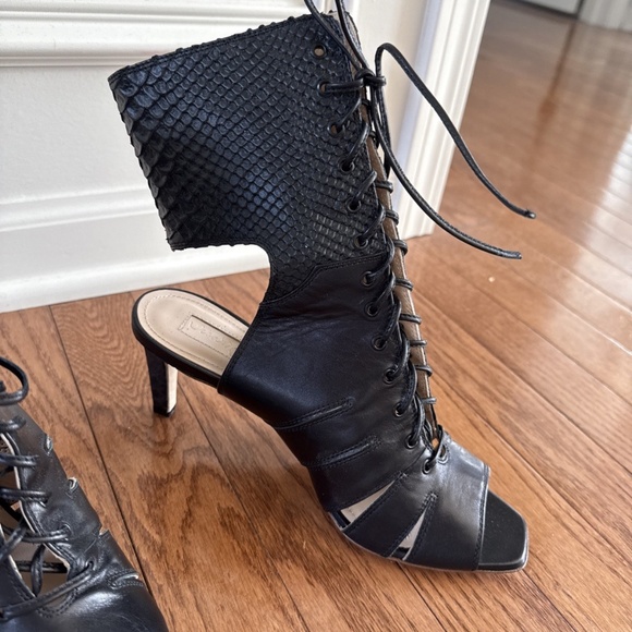 Black Genuine Leather Pumps Heels Made in Italy Size 37 EU / 6.5 US - Picture 10 of 11